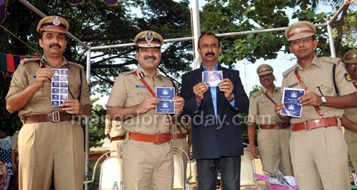 police flag day13apr2 4